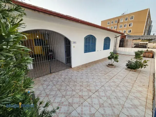 Casa com 320m² 4 quartos e 1 banheiro, à venda, no bairro Cidade de Florianópolis em São José