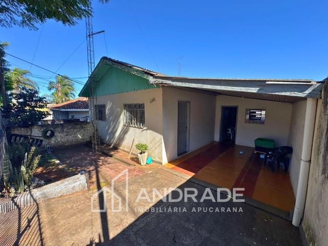 Casa com 540m², à venda, no bairro Vila Formosa em Apucarana