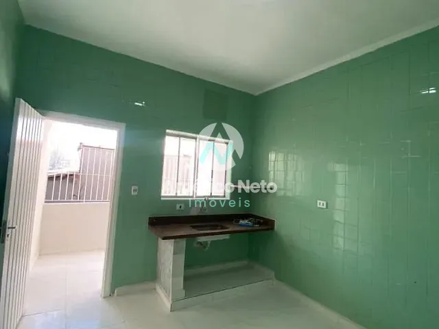 Casa com 250m² 2 quartos e 1 banheiro, para alugar, no bairro Olímpico em São Caetano do Sul