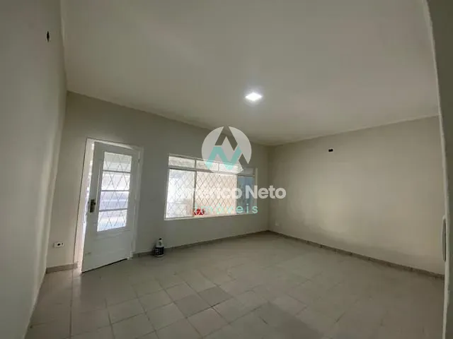 Casa com 250m² 2 quartos e 1 banheiro, para alugar, no bairro Olímpico em São Caetano do Sul