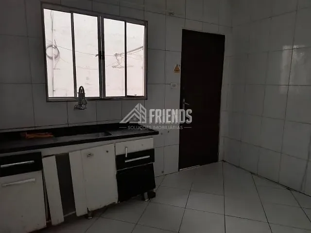 Casa com 70m² 3 quartos e 2 banheiros, para alugar, no bairro Jardim Santa Maria em São Paulo