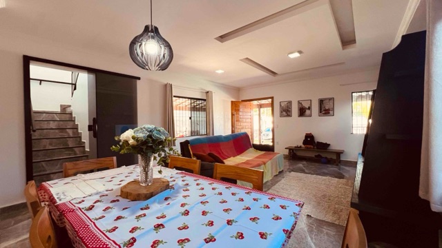 Casa com 360m² 3 quartos e 3 banheiros, à venda, no bairro Baixo Grande em São Pedro da Aldeia