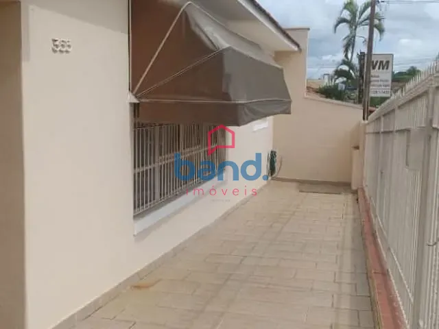 Casa com 179m² 3 quartos e 2 banheiros, à venda ou para alugar, no bairro Centro em Porto Feliz