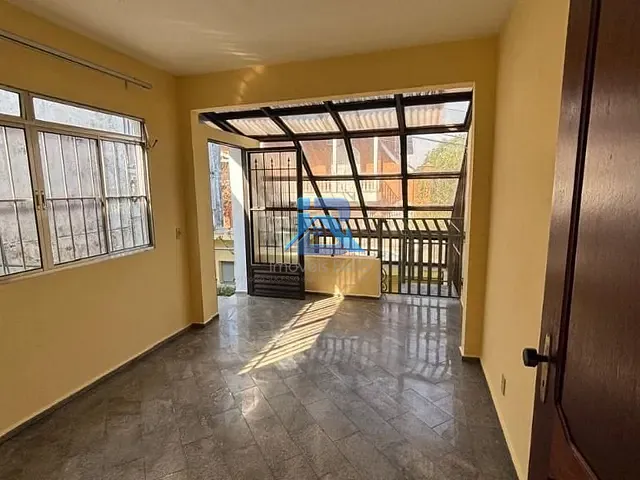 Casa com 257m² 4 quartos e 4 banheiros, para alugar, no bairro Jardim São José em Itatiba