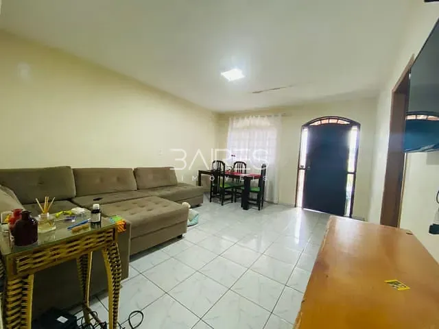 Casa com 250m² 3 quartos e 1 banheiro, à venda, no bairro Aparecida em Bragança Paulista
