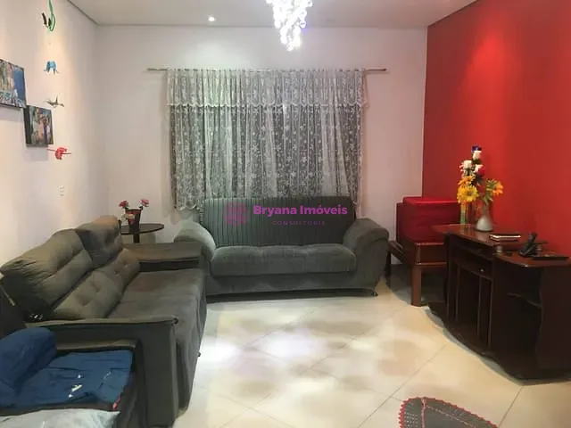 Casa com 300m² 4 quartos e 2 banheiros, à venda, no bairro Centro em São Caetano do Sul