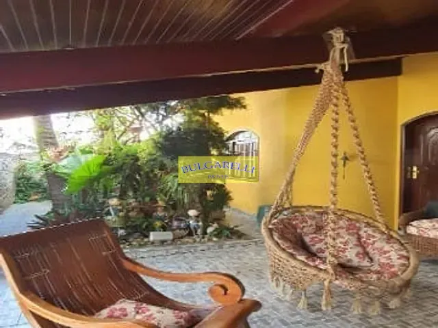 Casa com 360m² 3 quartos e 4 banheiros, à venda, no bairro Jardim Santa Teresa em Jundiaí