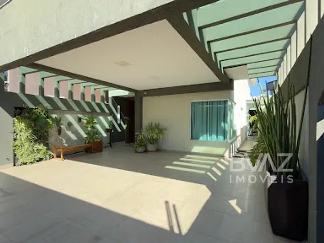 Casa com 225m² 4 quartos e 6 banheiros, à venda, no bairro Portinho em Cabo Frio