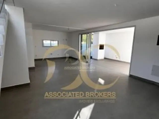 Casa com 133m² 3 quartos e 3 banheiros, à venda, no bairro Ribeirão da Ilha em Florianópolis