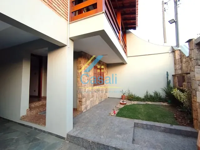 Casa com 320m² 3 quartos e 3 banheiros, à venda, no bairro Jardim Flórida em São Roque