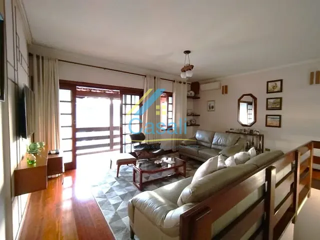Casa com 320m² 3 quartos e 3 banheiros, à venda, no bairro Jardim Flórida em São Roque