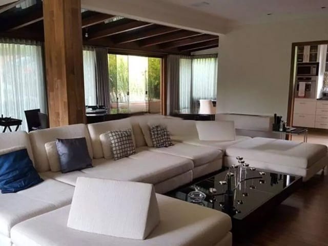 Casa com 3100m², à venda, no bairro Condomínio Pasárgada em Nova Lima