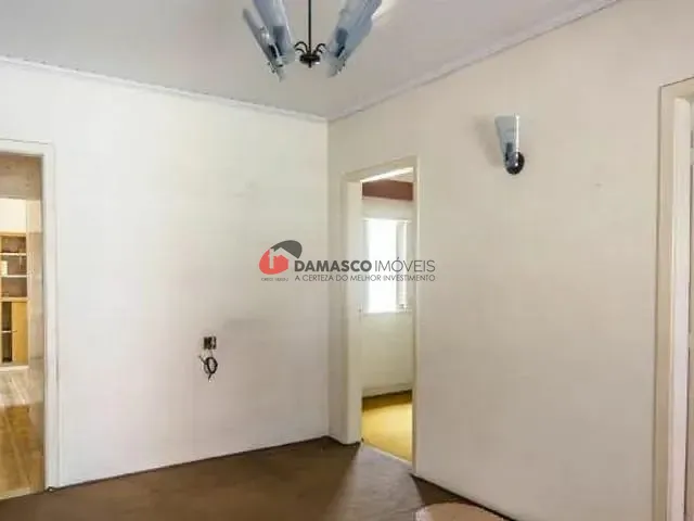 Casa com 123m² 2 quartos e 1 banheiro, à venda, no bairro Santo Antônio em São Caetano do Sul