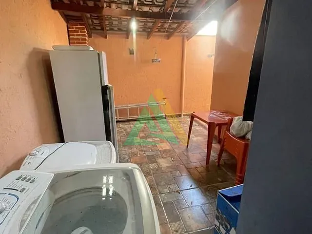 Casa com 170m² 3 quartos e 2 banheiros, à venda, no bairro Parque Real II em Mogi Mirim