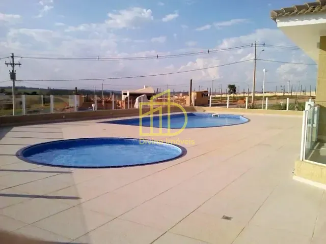 Casa com 321m² 3 quartos e 1 banheiro, à venda, no bairro Wanel Ville em Sorocaba