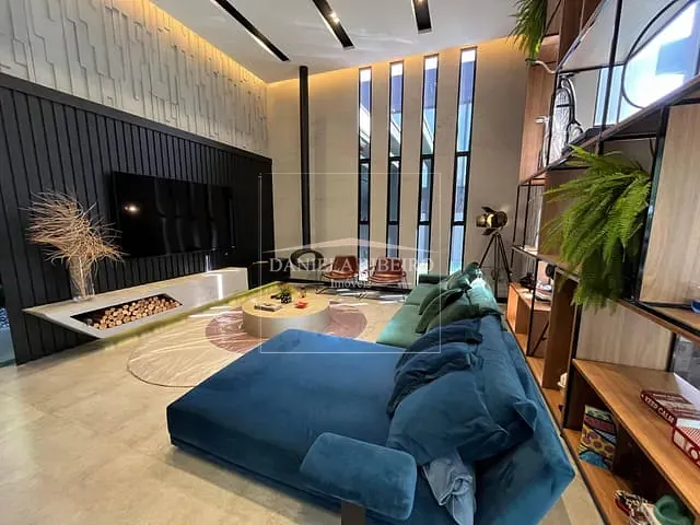 Casa com 500m² 3 quartos e 4 banheiros, à venda, no bairro Recanto do Salto em Londrina