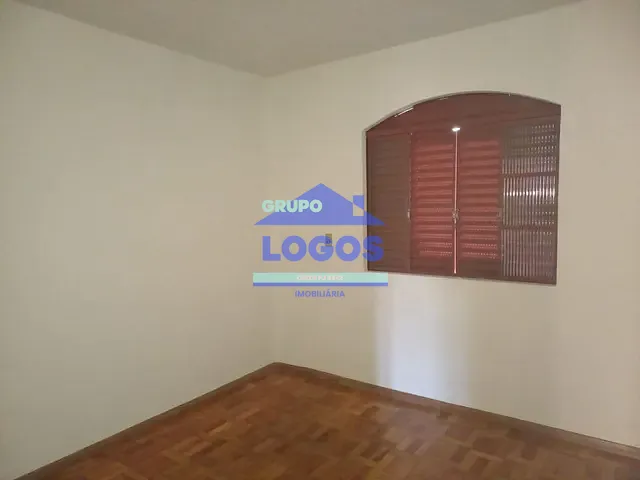 Casa com 360m² 7 quartos e 3 banheiros, à venda, no bairro Novo Horizonte em João Monlevade
