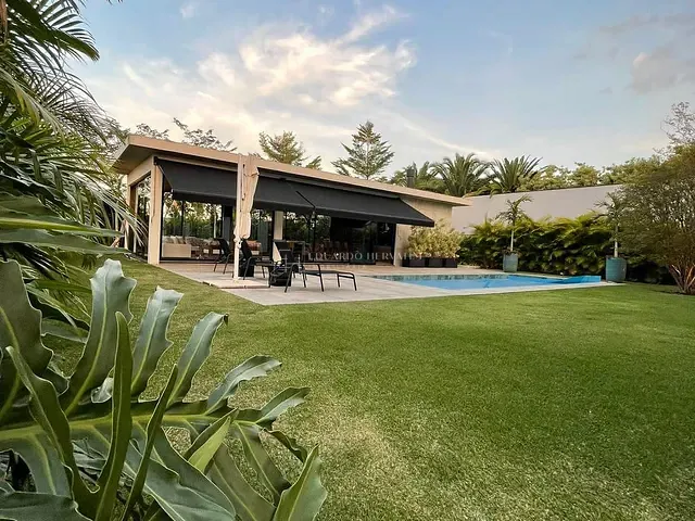 Casa com 1100m² 4 quartos e 7 banheiros, à venda, no bairro Quinta das Paineiras em Jundiaí