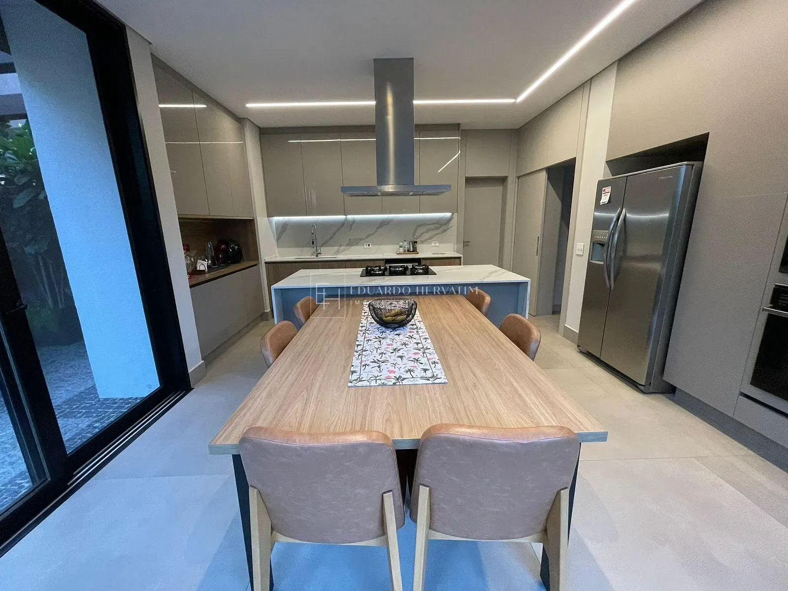 Casa, 4 quartos, 572 m² - Foto 30