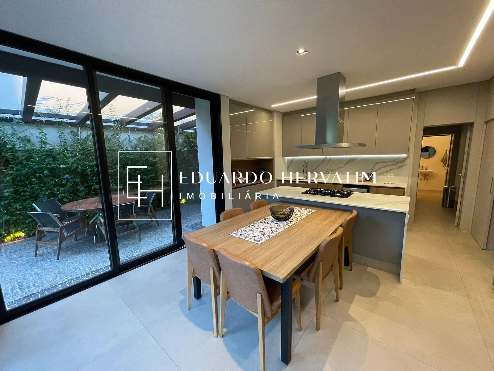 Casa, 4 quartos, 572 m² - Foto 32