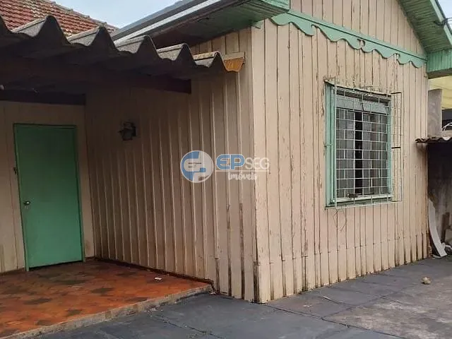 Casa com 562m² 3 quartos e 1 banheiro, à venda, no bairro Centro em Londrina