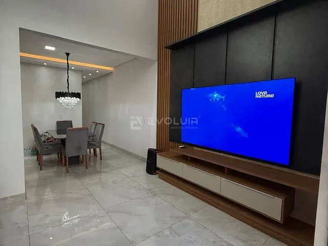 Casa com 150m² 3 quartos e 2 banheiros, à venda ou para alugar, no bairro Residencial Brisas da Mata em Goiânia