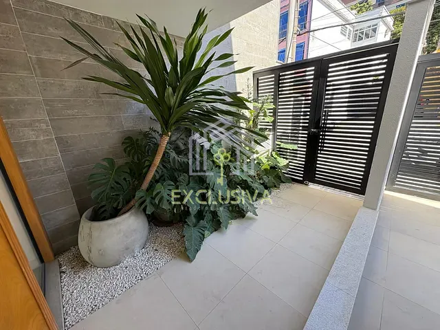 Casa com 265m² 4 quartos e 6 banheiros, à venda, no bairro Jardim Guanabara em Rio de Janeiro