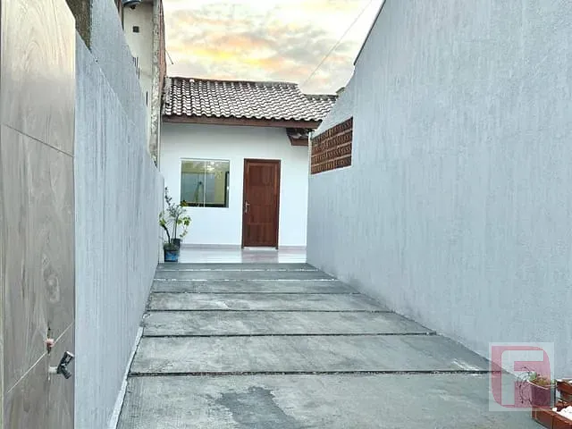 Casa 2 quartos e 1 banheiro, à venda, no bairro SÃO JOSÉ em Itapoá