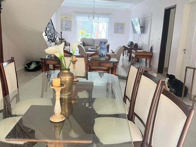 Casa com 360m² 4 quartos e 4 banheiros, à venda, no bairro Jardim Apolo em São José dos Campos