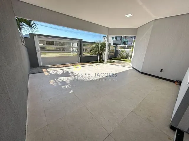 Casa com 363m² 3 quartos e 4 banheiros, para alugar, no bairro Cidade Universitária Pedra Branca em Palhoça