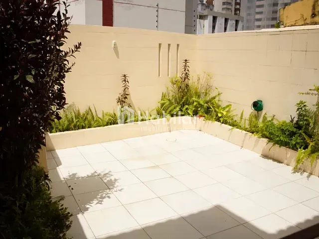 Casa 6 quartos e 1 banheiro, à venda ou para alugar, no bairro Ondina em Salvador