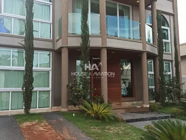 Casa com 700m² 5 quartos e 6 banheiros, para alugar, no bairro Jardins Paris em Goiânia