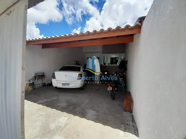 Casa com 120m² 3 quartos e 2 banheiros, à venda, no bairro Alto Maron em Vitória da Conquista