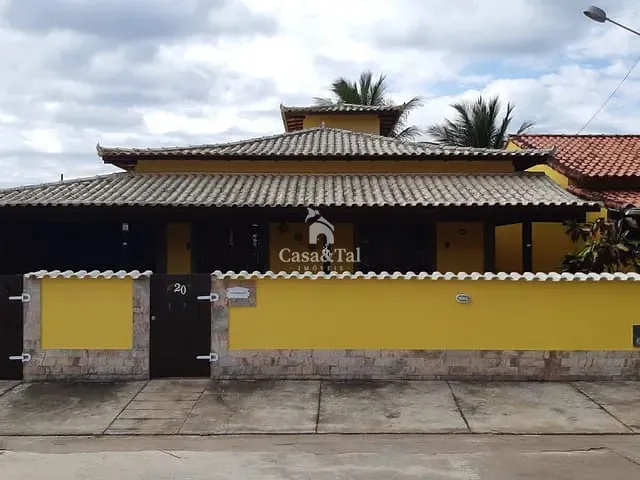Casa com 360m² 2 quartos e 2 banheiros, à venda, no bairro Unamar em Cabo Frio