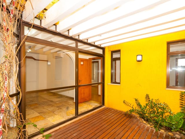 Casa com 603m² 4 quartos e 6 banheiros, à venda, no bairro Ilha do Boi em Vitória