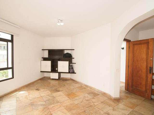 Casa com 603m² 4 quartos e 6 banheiros, à venda, no bairro Ilha do Boi em Vitória