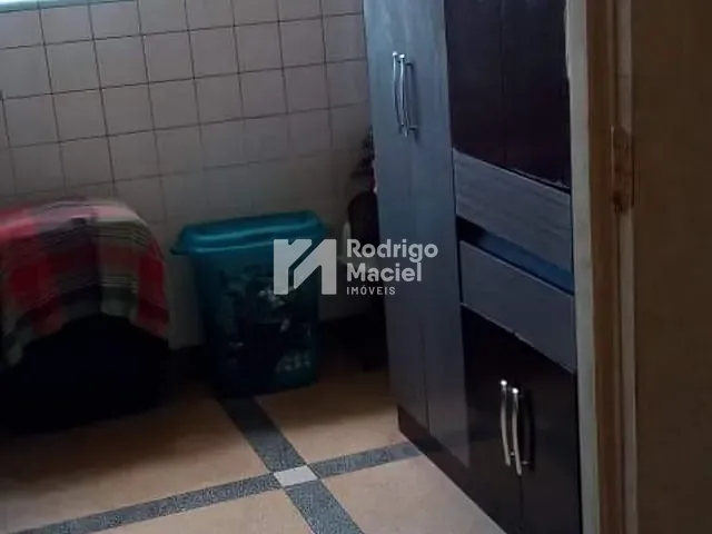 Casa com 525m², à venda, no bairro Imbiribeira em Recife