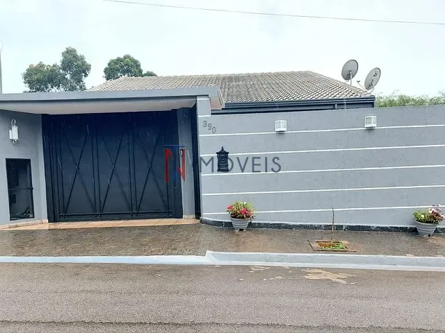 Casa com 450m², à venda, no bairro Jardim Marginal em Bom Jesus dos Perdões