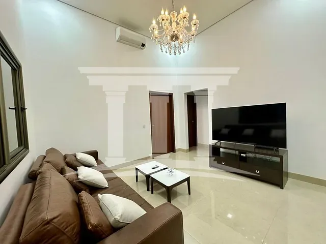 Casa com 360m², à venda, no bairro Setor Industrial em Sinop