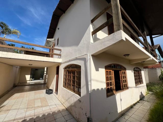 Casa 4 quartos e 3 banheiros, à venda, no bairro Perequê em Ilhabela