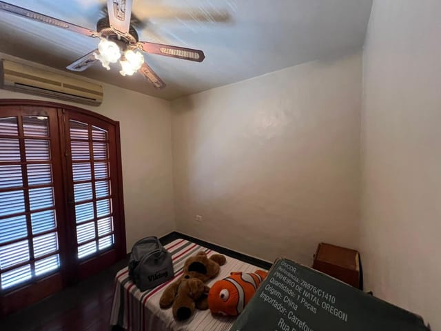 Casa 4 quartos e 3 banheiros, à venda, no bairro Perequê em Ilhabela