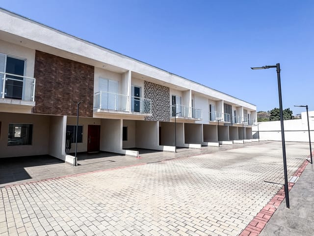 Casa 2 quartos e 2 banheiros, à venda, no bairro Ipês (Polvilho) em Cajamar