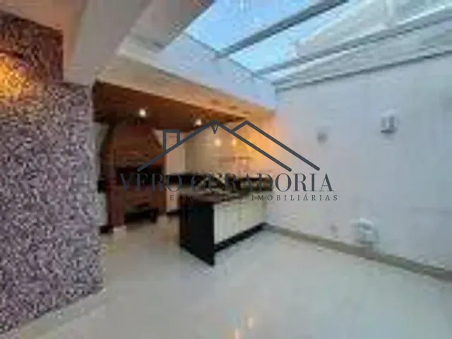 Casa com 300m² 3 quartos e 5 banheiros, à venda, no bairro Vila Oliveira em Mogi das Cruzes