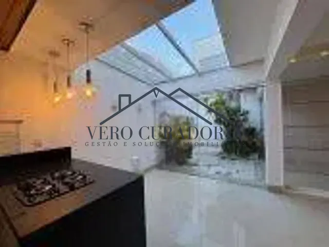 Casa com 300m² 3 quartos e 5 banheiros, à venda, no bairro Vila Oliveira em Mogi das Cruzes