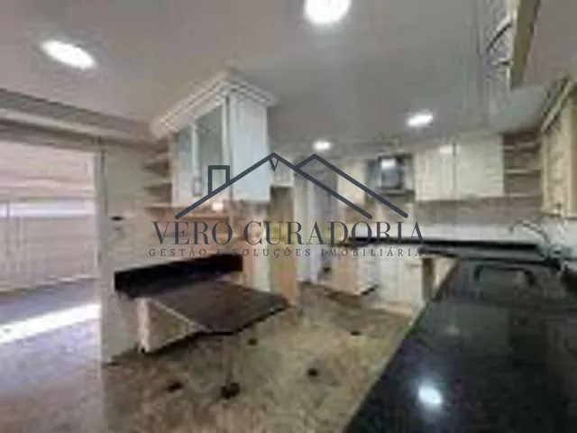 Casa com 300m² 3 quartos e 5 banheiros, à venda, no bairro Vila Oliveira em Mogi das Cruzes