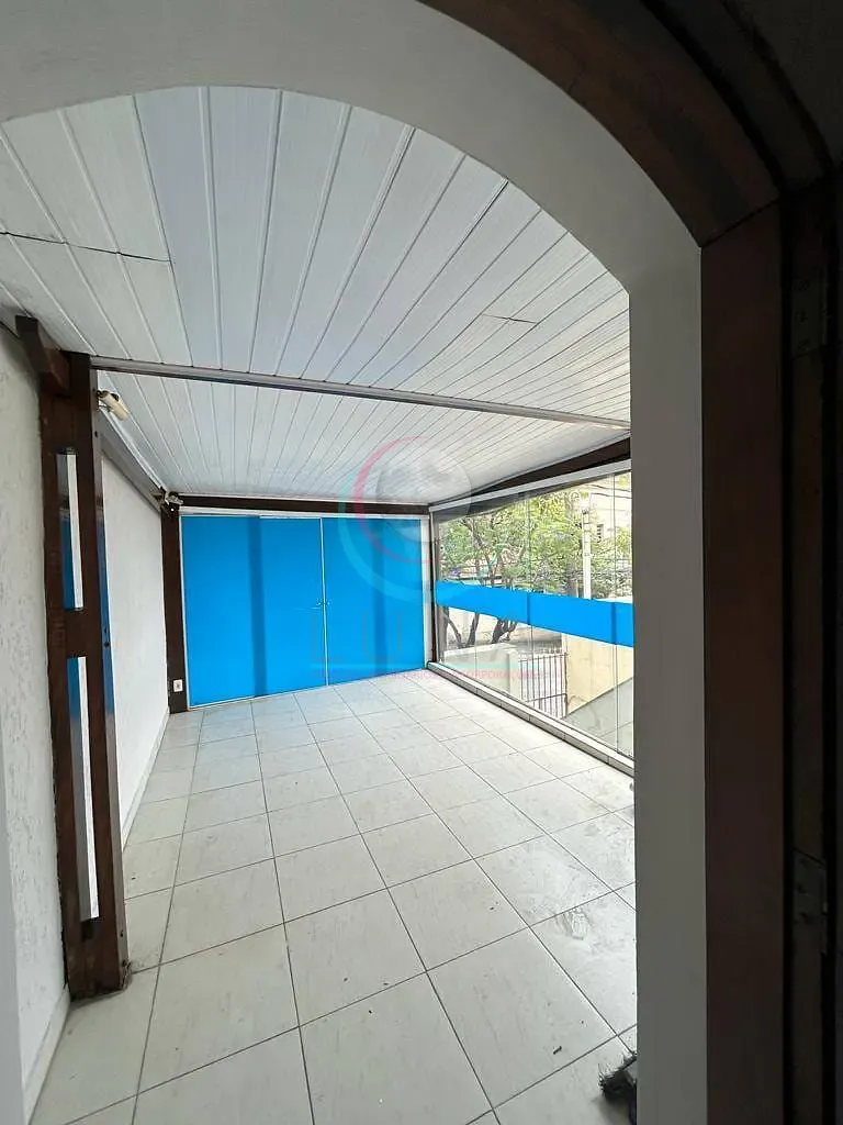 Casa, 6 quartos, 260 m² - Foto 1
