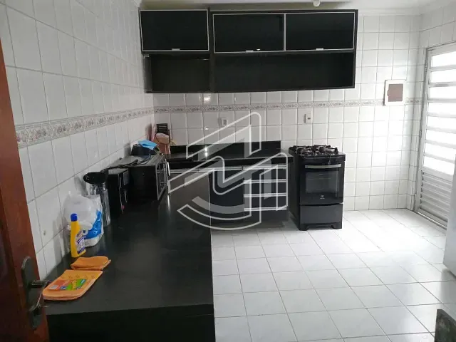 Casa 4 quartos e 3 banheiros, à venda ou para alugar, no bairro Tenoné em Belém