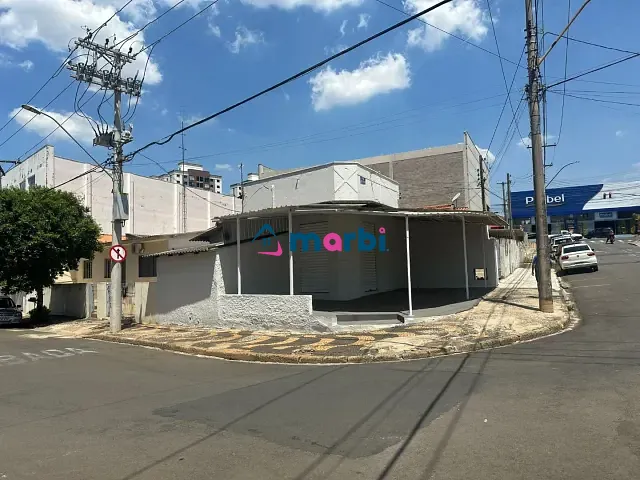 Casa com 492m² 5 quartos e 4 banheiros, à venda, no bairro Vila Louricilda em Americana