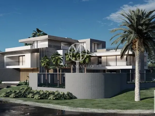 Casa com 1100m² 6 quartos e 8 banheiros, à venda, no bairro Barra da Tijuca em Rio de Janeiro