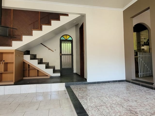 Casa com 150m² 3 quartos e 2 banheiros, à venda, no bairro Vila Valqueire em Rio de Janeiro